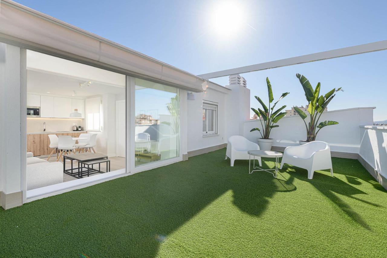 Wintowinrentals Exclusivo Atico Cerca De La Playa. Malaga Luaran gambar