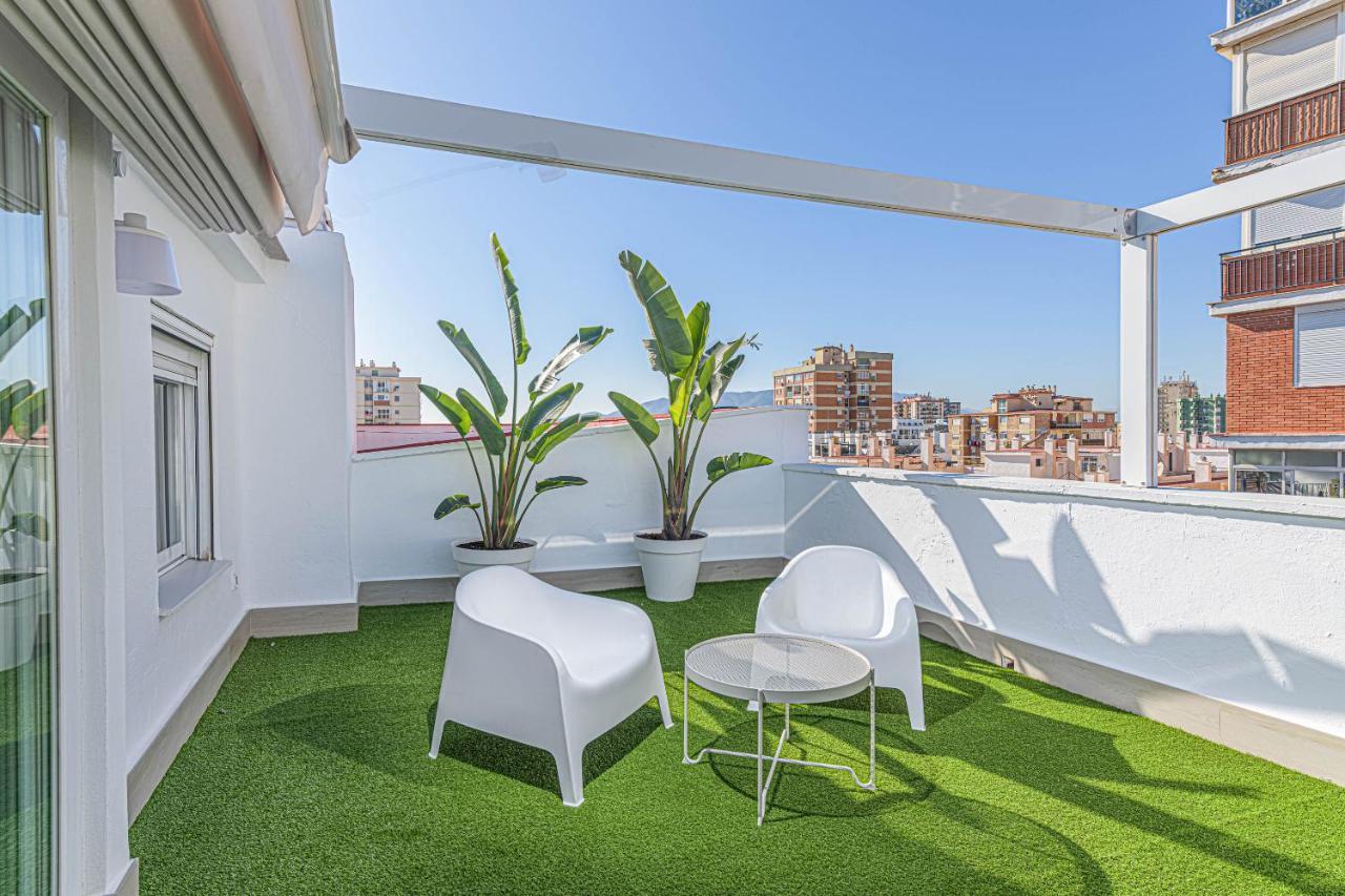 Wintowinrentals Exclusivo Atico Cerca De La Playa. Malaga Luaran gambar
