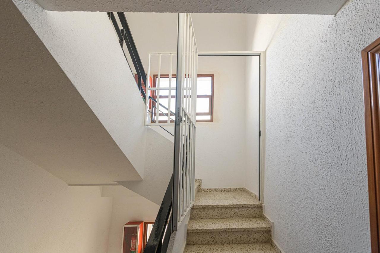 Wintowinrentals Exclusivo Atico Cerca De La Playa. Malaga Luaran gambar